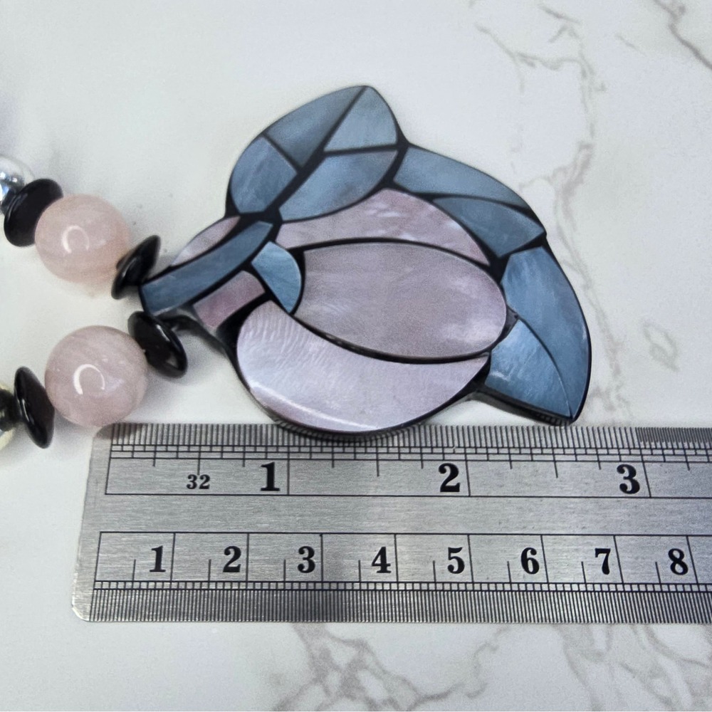Lee Sands Mother of Pearl Mosaic Flower Pendant Rose Quartz Agate Necklace 22in - Picture 5 of 6